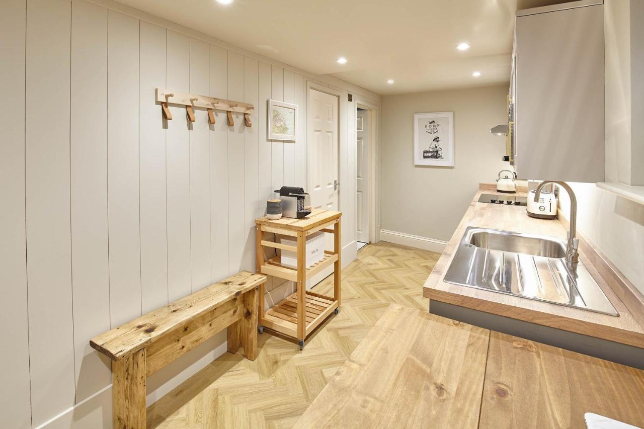 Host & Stay - The Salt Nook ウィットビー エクステリア 写真